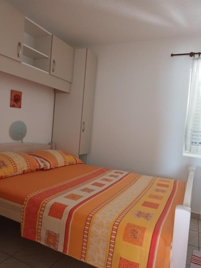 Volat Apartments Betina  Exterior photo